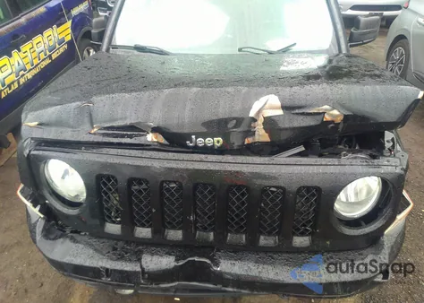 2017 Jeep Patriot Latitude Fwd из США, поврежденный, VIN 1C4NJPFB1HD103002